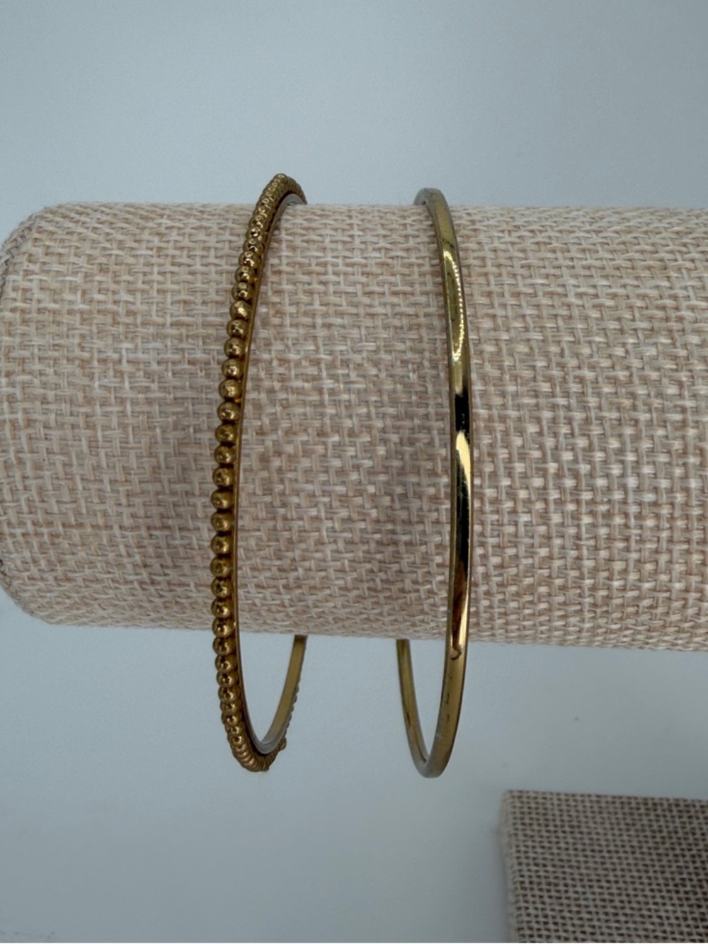 Women's Gold Tone Polished & Beaded Bangle Bracelet Set